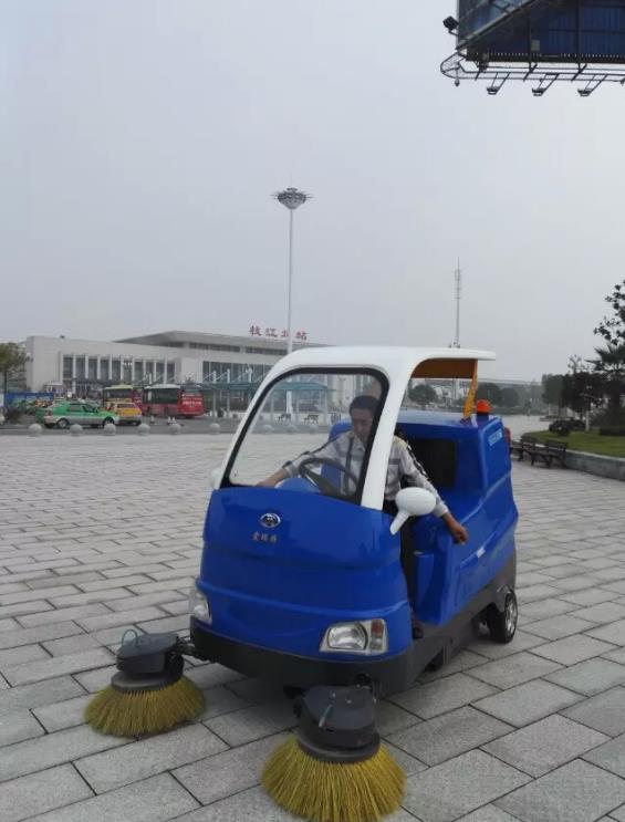 【企業(yè)快訊】S18掃地車，掃出新“凈”界